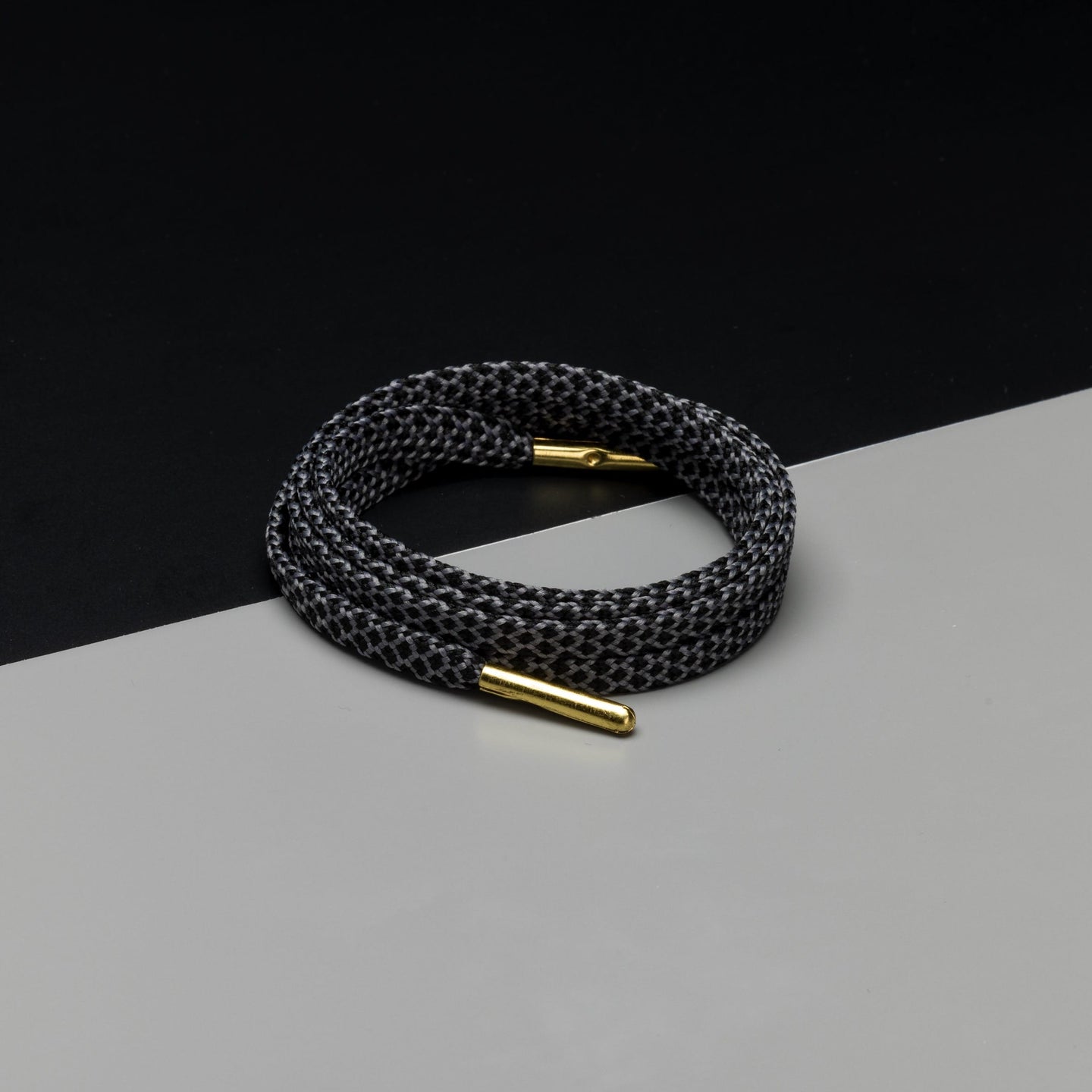 Ropies Flat Shoelaces · Black/Dark Grey/Gold Tip · Mr.Lacy