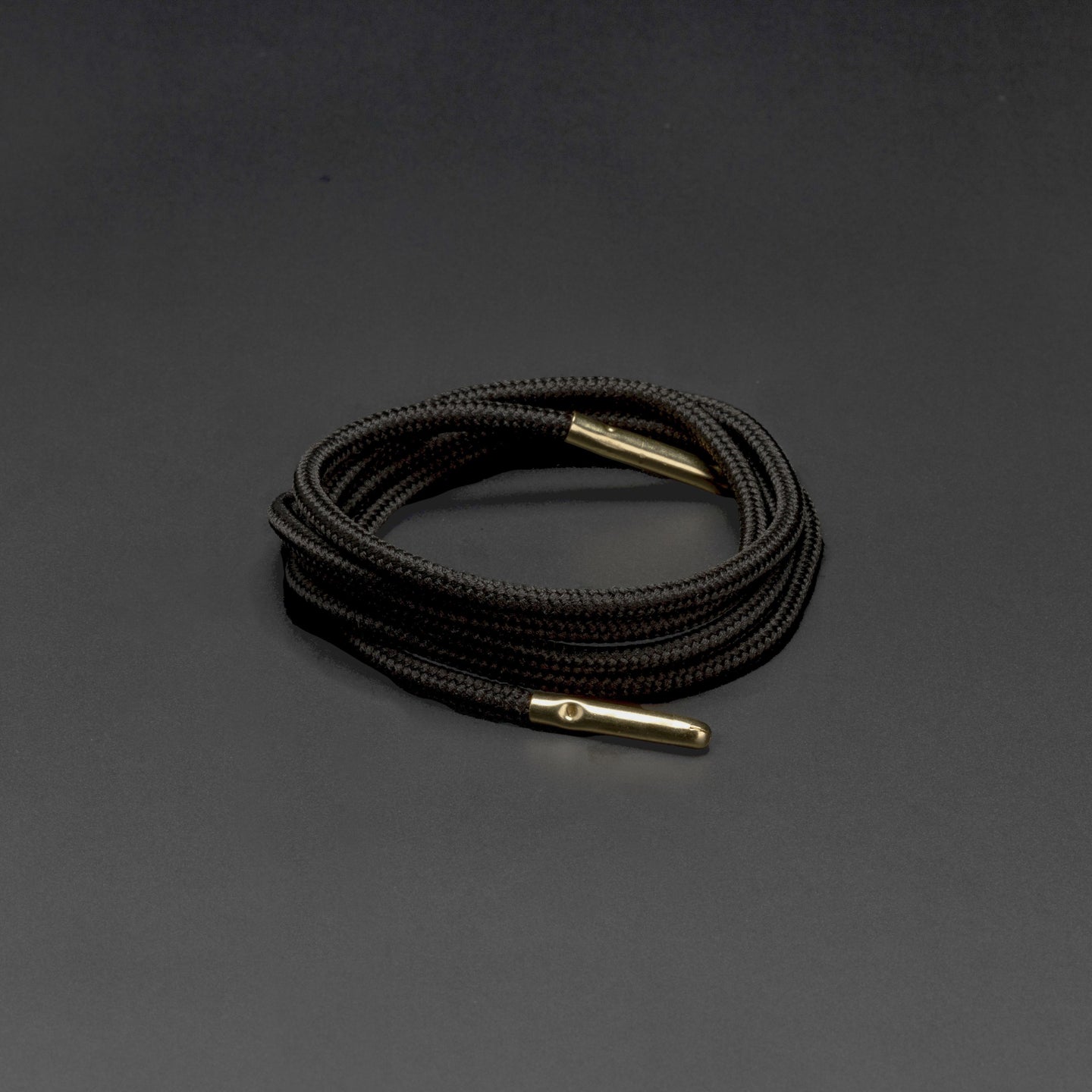 Runnies Ronde Metalen Uiteinden Schoenveters - Zwart met Gouden Uiteinde - Mr.Lacy