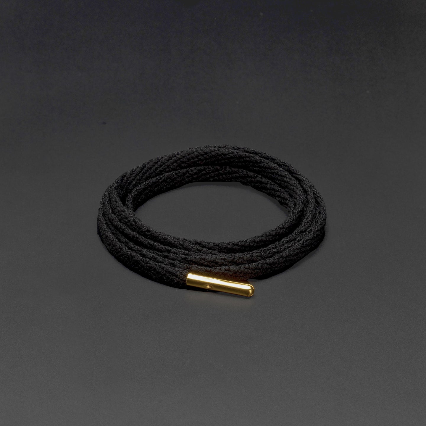 Skinnies Metal Tips Shoelaces · Black with Gold Tip · Mr.Lacy